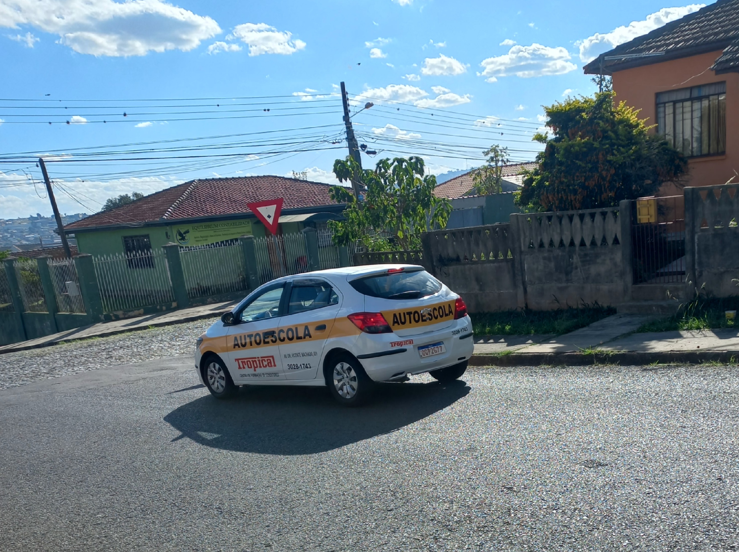 Alunos das auto escolas de Ponta Grossa apresentam dificuldade de posicionamento nas vias