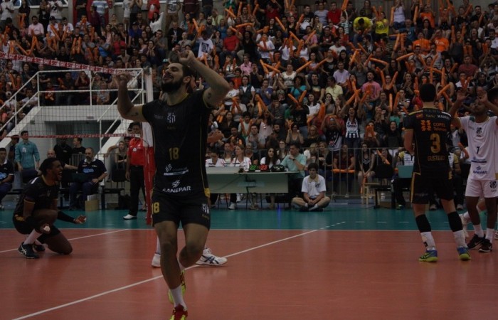 Amanda-Dombrowski-(5)