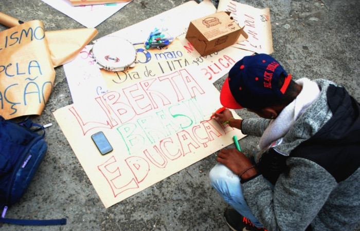 greveeducacao7_15-05-19.jpg