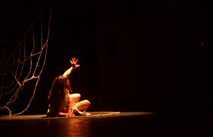 #Especial Fenata – Monólogo conta realidade de 31 mil mulheres brasileiras